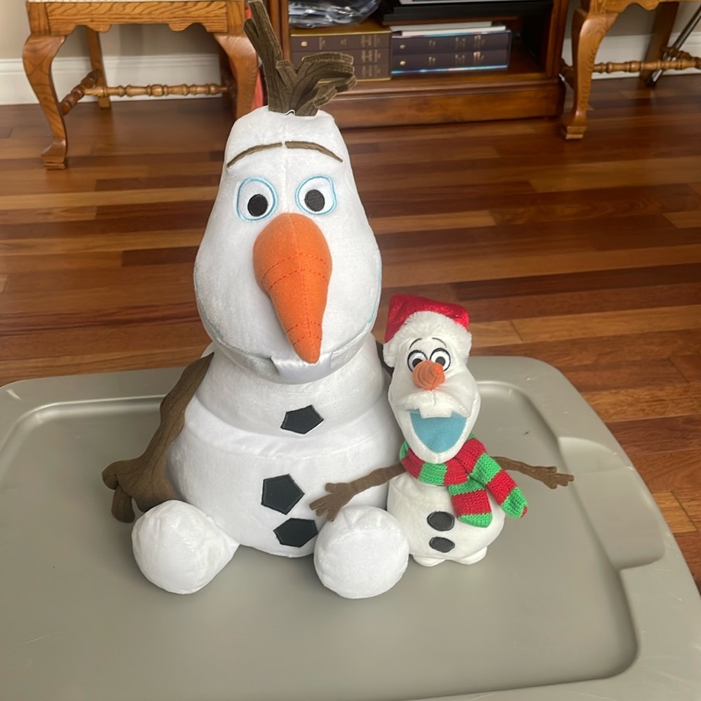 Set of 2 Olaf
